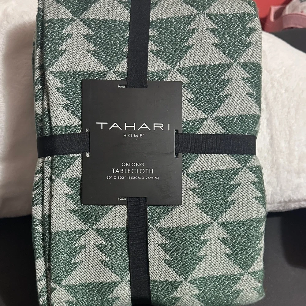 Tahari Home Green and silver Christmas tree oblong tablecloth